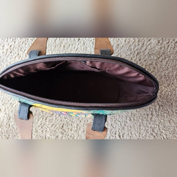 Hand bag - Picture 5 of 8